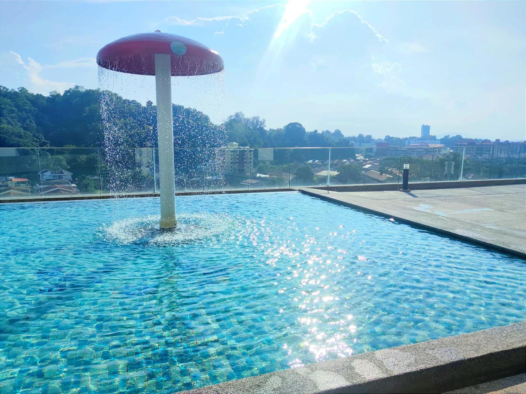 D'Luna Homestay Seaview I Sunrise View Kuala Terengganu Exterior foto